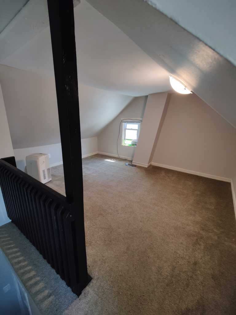 Building Photo - 67 Holland Ave