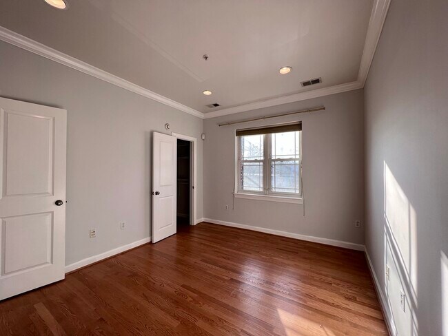 Building Photo - 1372 Randolph St NW