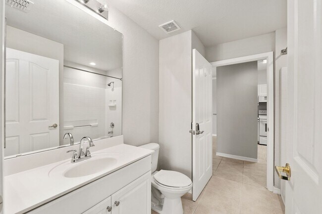Building Photo - Charleston Place #2291