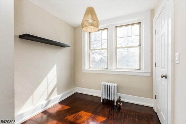 Building Photo - 43 Pleasant Way