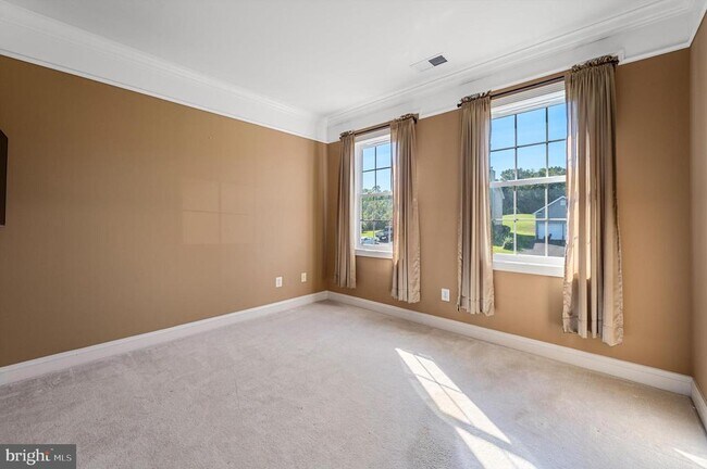 Building Photo - 604 Masters Dr