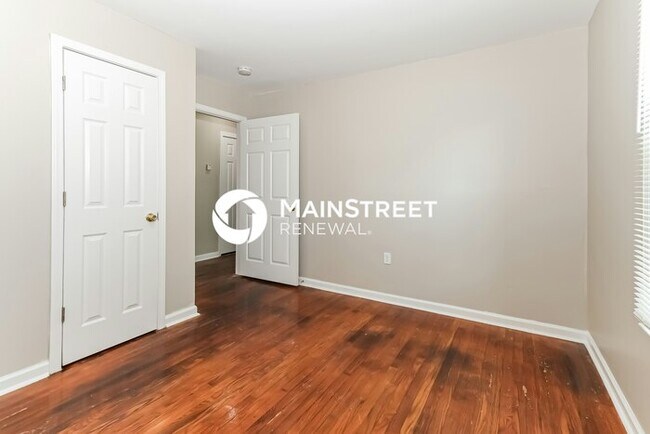 Building Photo - 2 Bedroom Pet-Friendly Home in Louisville,...