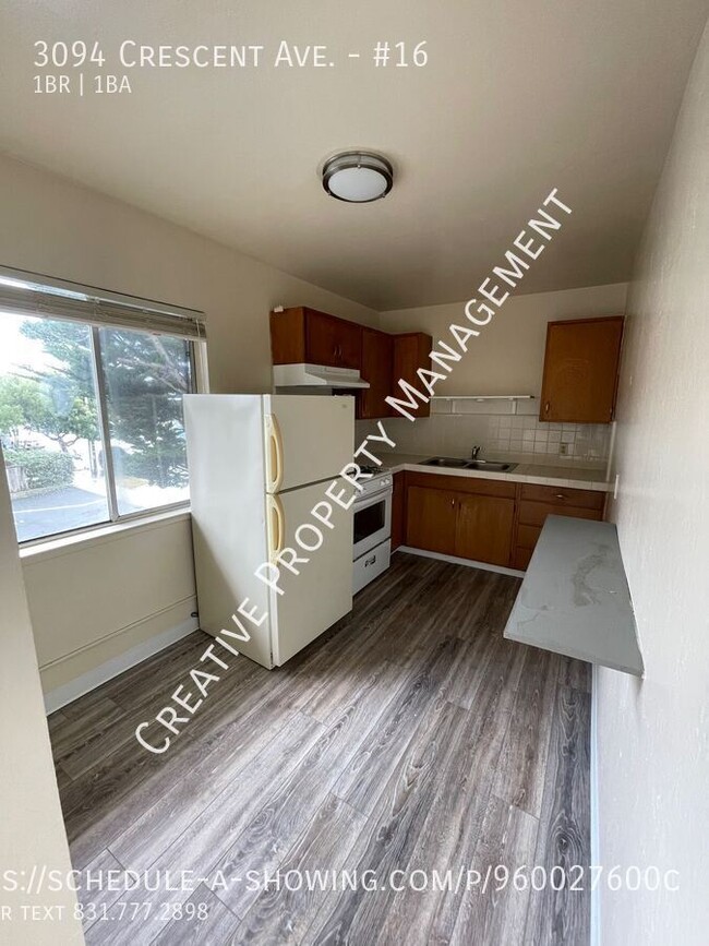 Building Photo - Centrally Located Studio Apartment in Mari...