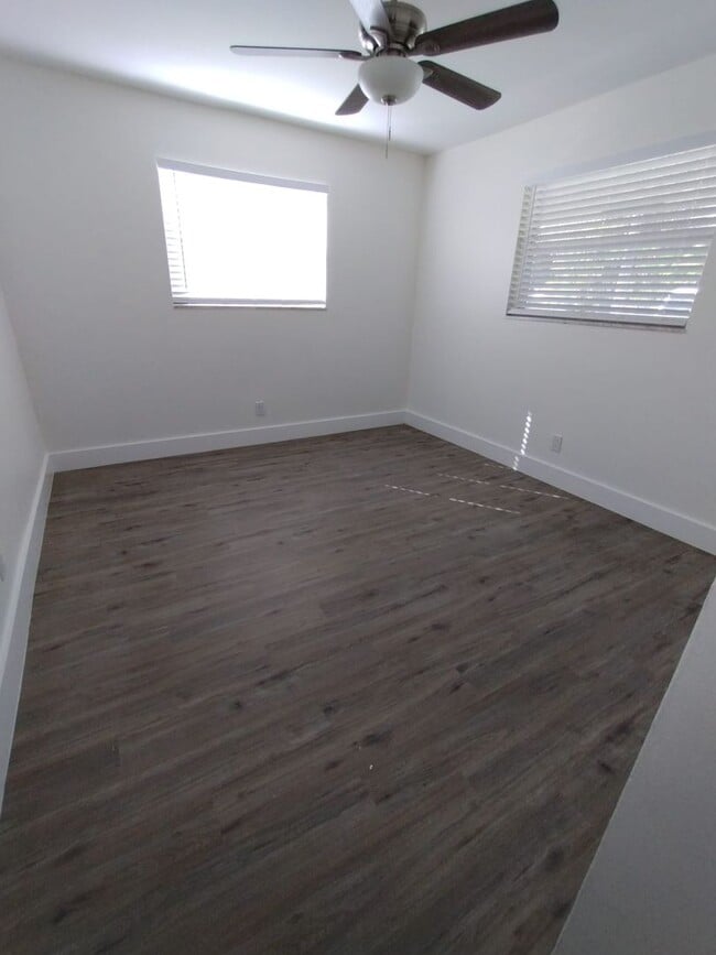 Building Photo - Beautifully Updated 2-Bedroom Home in Prime Location!