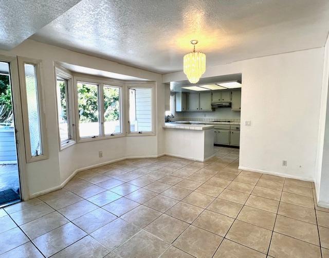 Building Photo - 2138 S Coast Hwy