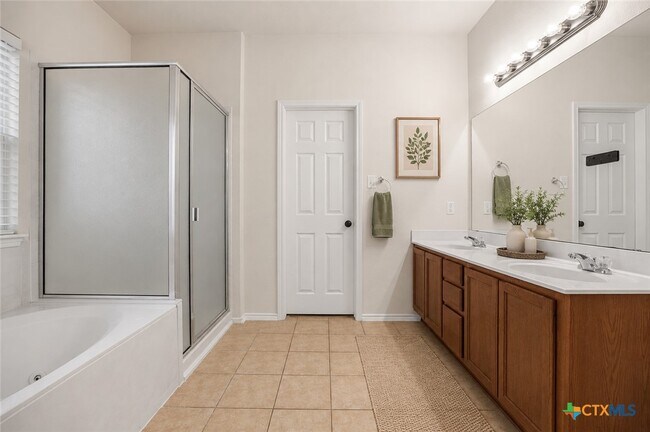 Building Photo - 5101 Birmingham Cir