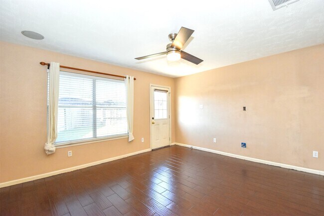 Building Photo - 7215 Kransburg Ranch Dr