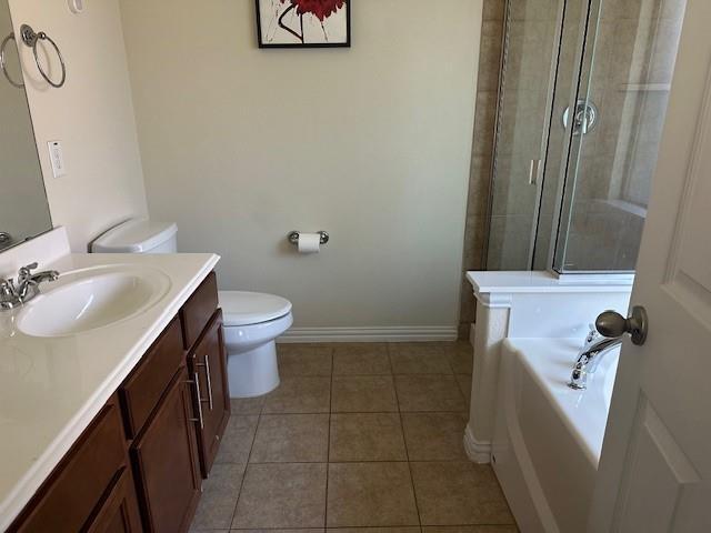Building Photo - 2300 Castle Creek Dr