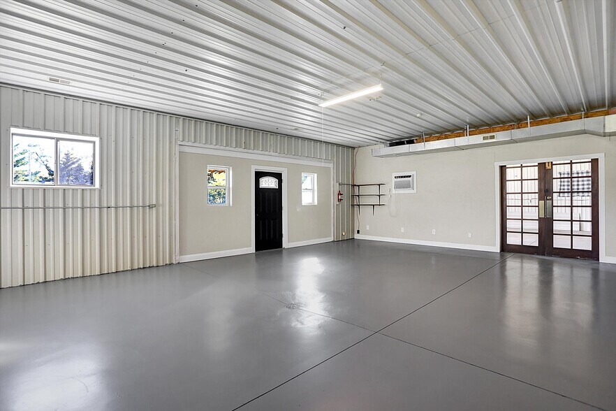 Building Photo - 940 W 1090 N