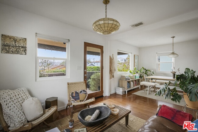 Building Photo - 5215 Almaden Dr