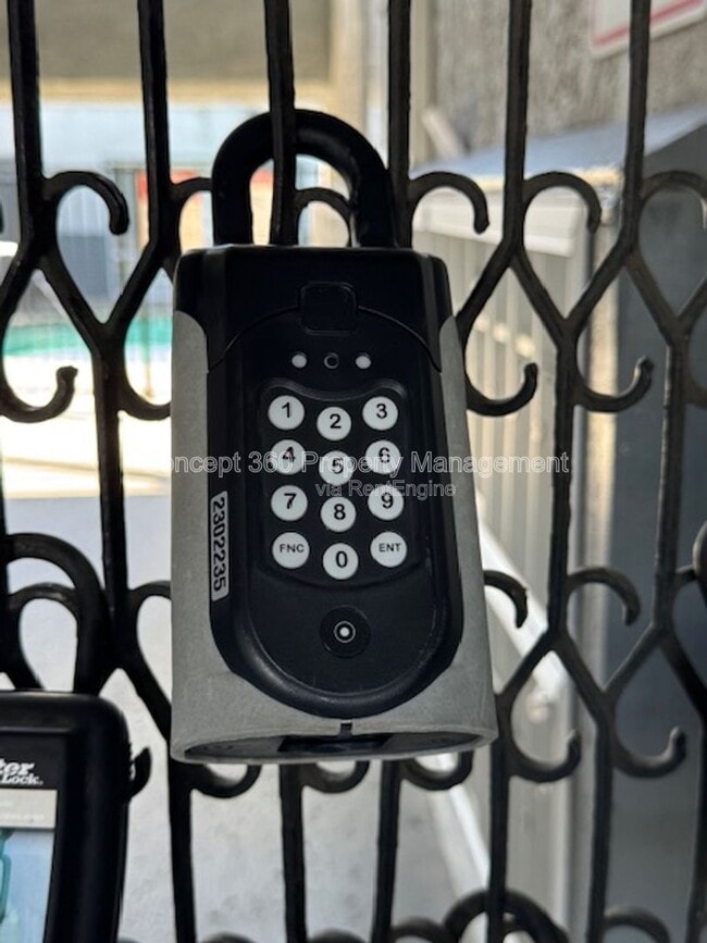 Building Photo - 2890 E Artesia Blvd