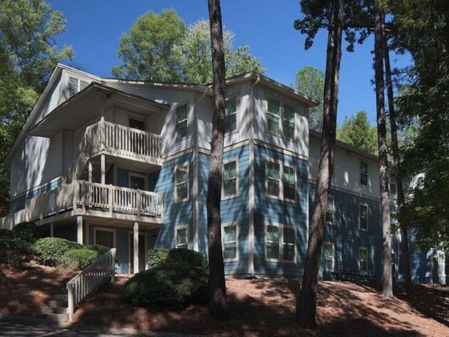 Building Photo - Paces Ridge at Vinings