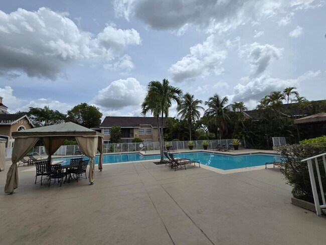 Building Photo - 10681 SW 156th Pl
