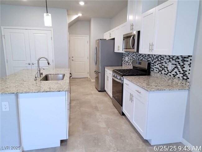 Building Photo - 3836 Lambent Ave