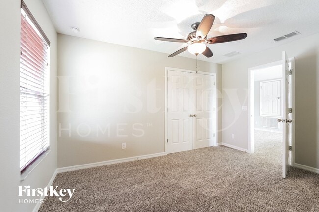 Building Photo - 186 Iron Horse Ln