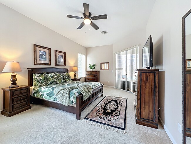 Building Photo - 518 Brighton Dr