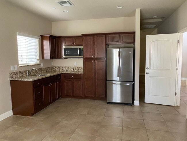 Building Photo - Coming Soon!