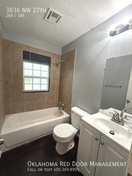 Building Photo - 3836 NW 27th-