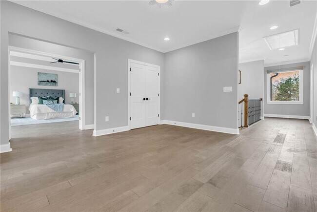 Building Photo - 909 Sunny Meadows Ln