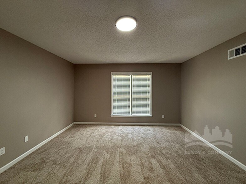 Building Photo - Welcome to your dream home in the heart of...