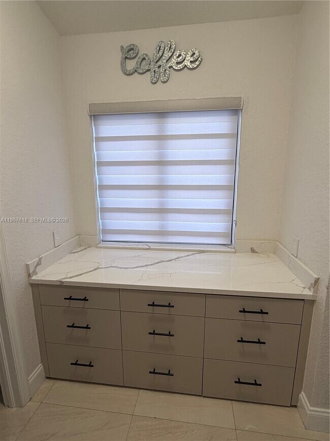 Building Photo - 21102 SW 92nd Ct