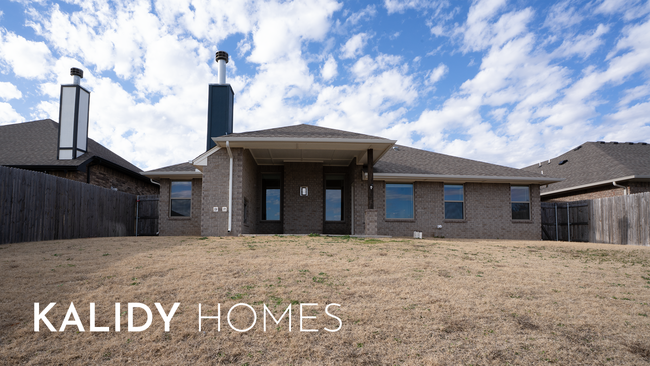 Building Photo - 12500 Elba Dr