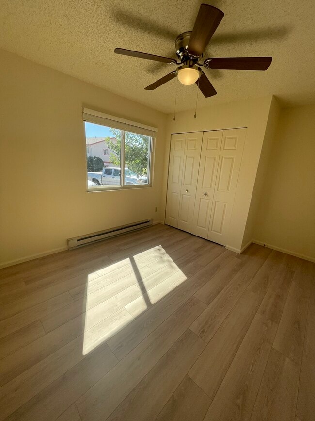 Building Photo - 631 Conifer St