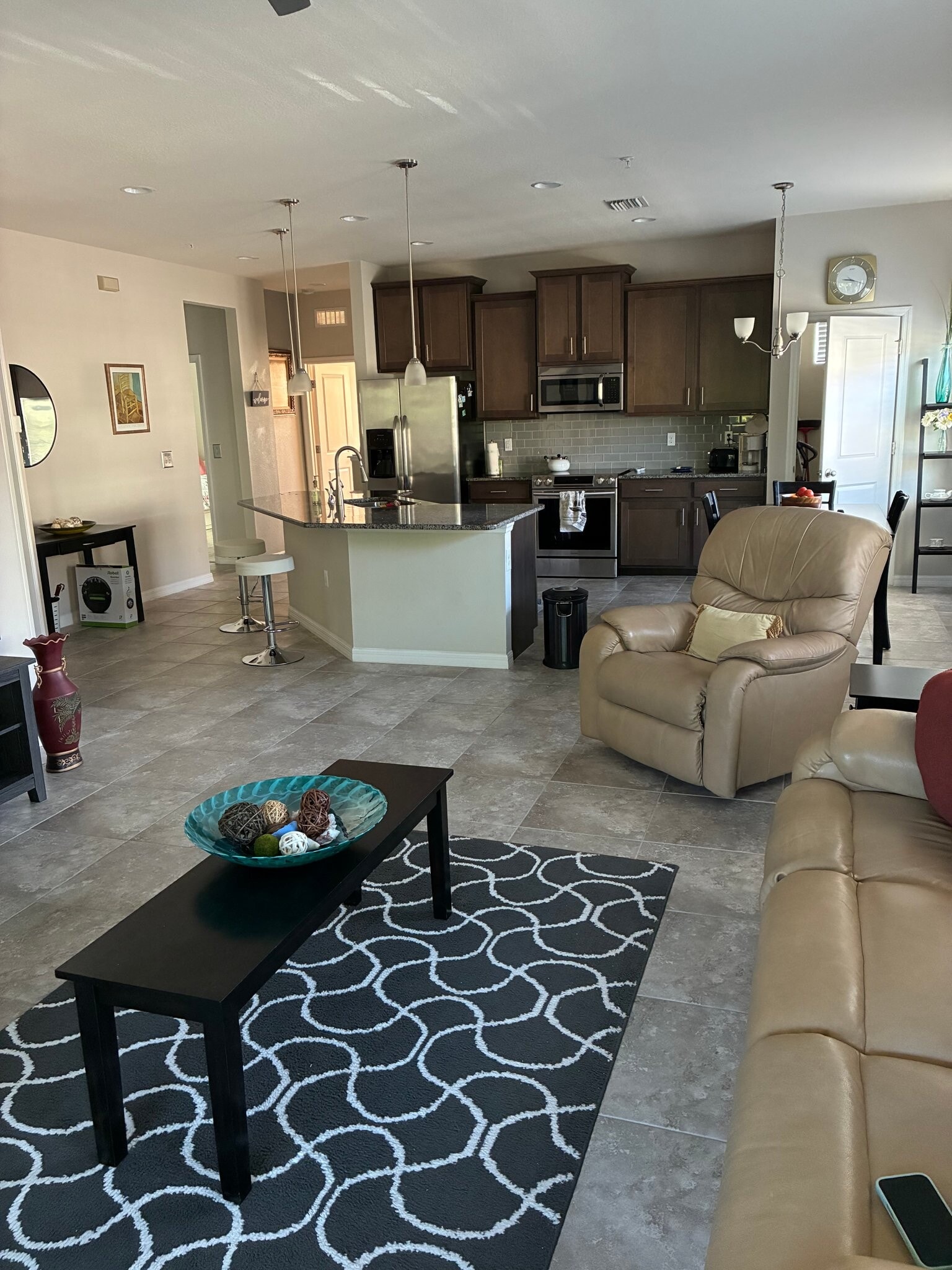 Building Photo - 8332 Enclave Way