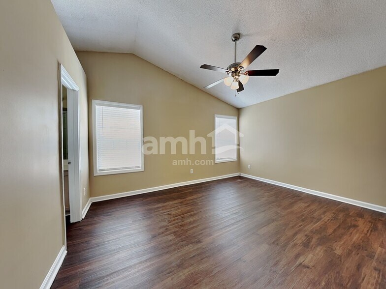 Building Photo - 4325 Standing Rock Way