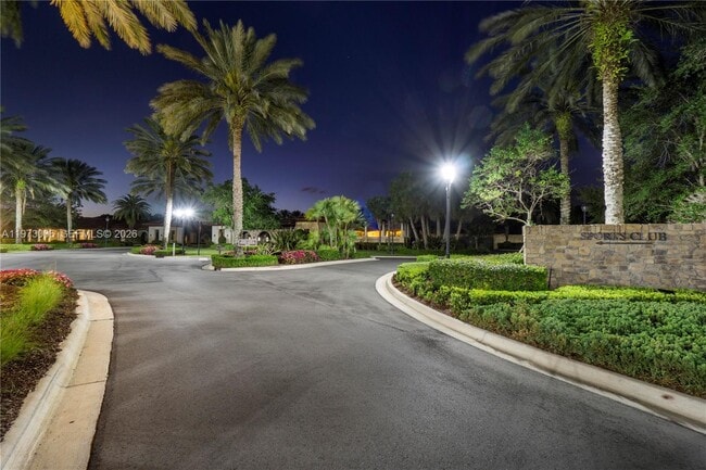 Building Photo - 9564 Exbury Ct