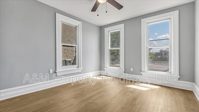 Building Photo - 841 Jackson St