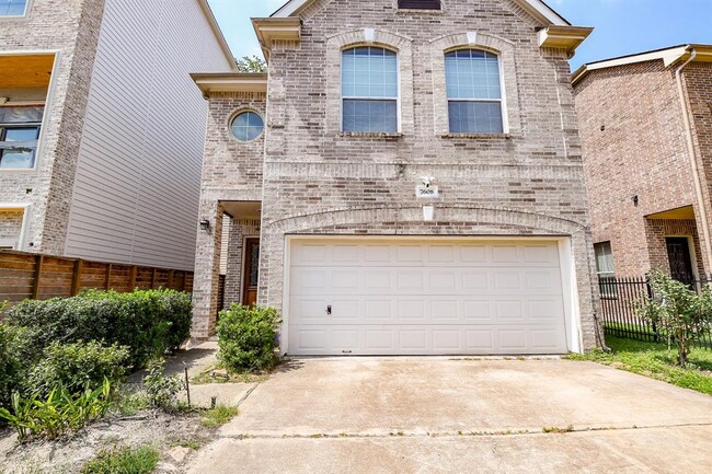 Building Photo - 7608 Janak Dr