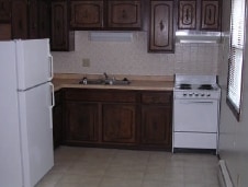 Kitchen - Plymouth Lane Apartments