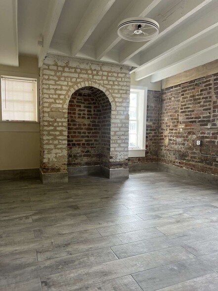 Building Photo - 185 Rutledge Ave