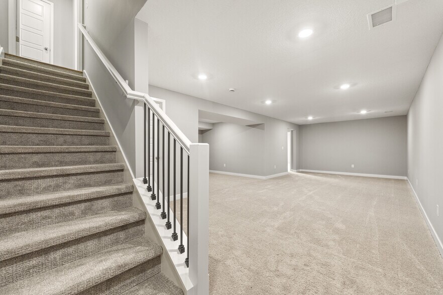 Large Finished Basement - 13305 W 180th St