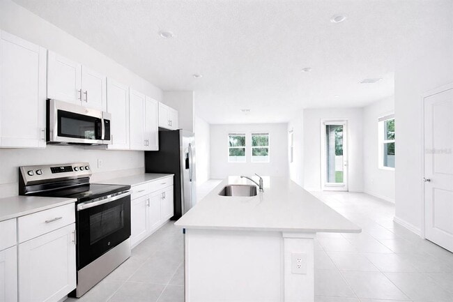 Building Photo - 3396 Lapis Lk Dr