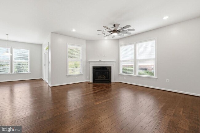 Building Photo - 428 Alder Dr