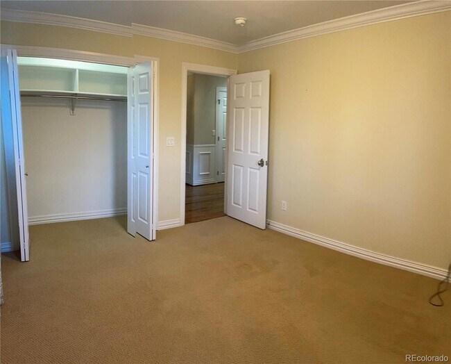 Building Photo - 5317 S Cimarron Rd