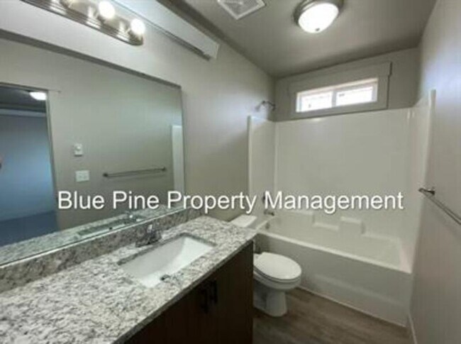 Building Photo - 5850 Freedom Rd