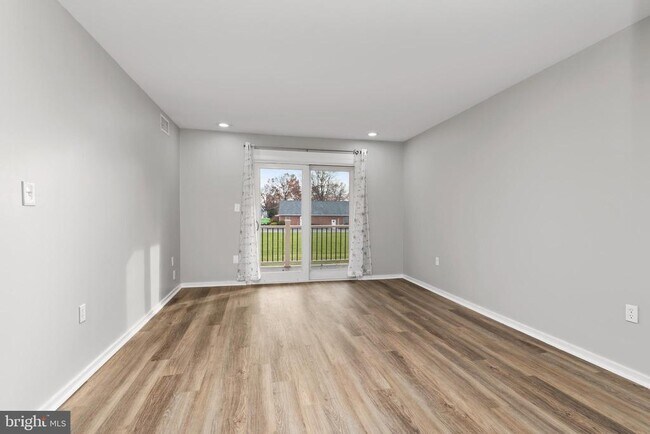 Building Photo - 4341 Carlisle Pike