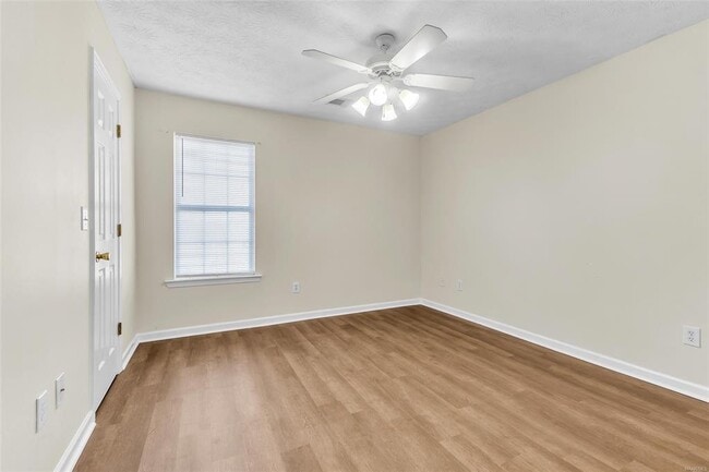 Building Photo - 1706 Jones Corner Rd