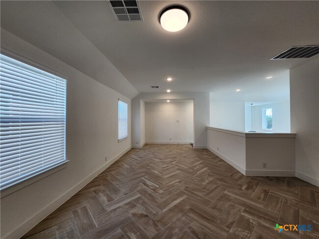 Building Photo - 1047 Lime Gruene