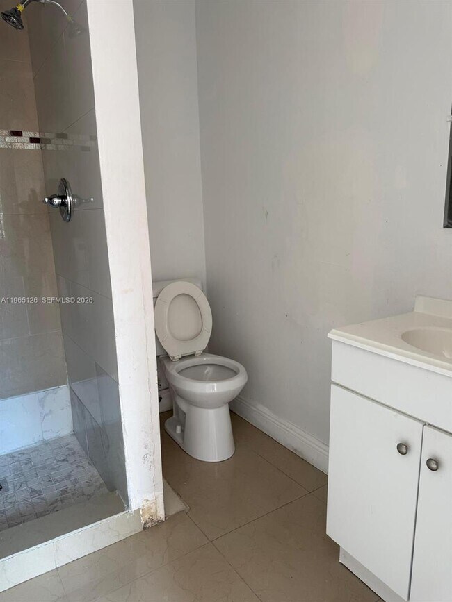 Building Photo - 244 Westward Dr