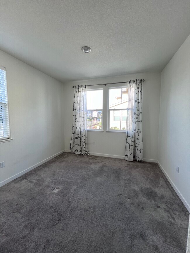 Building Photo - 3800 Firestar Way