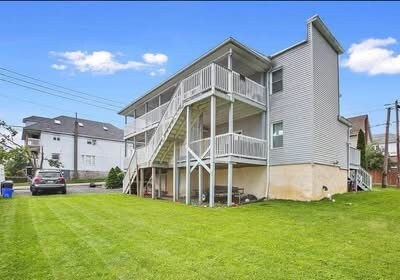 Primary Photo - 1202 W Elm St