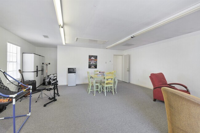 Building Photo - 12911 Bristol Berry Dr
