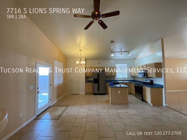 Building Photo - 7716 S Lions Spring Way