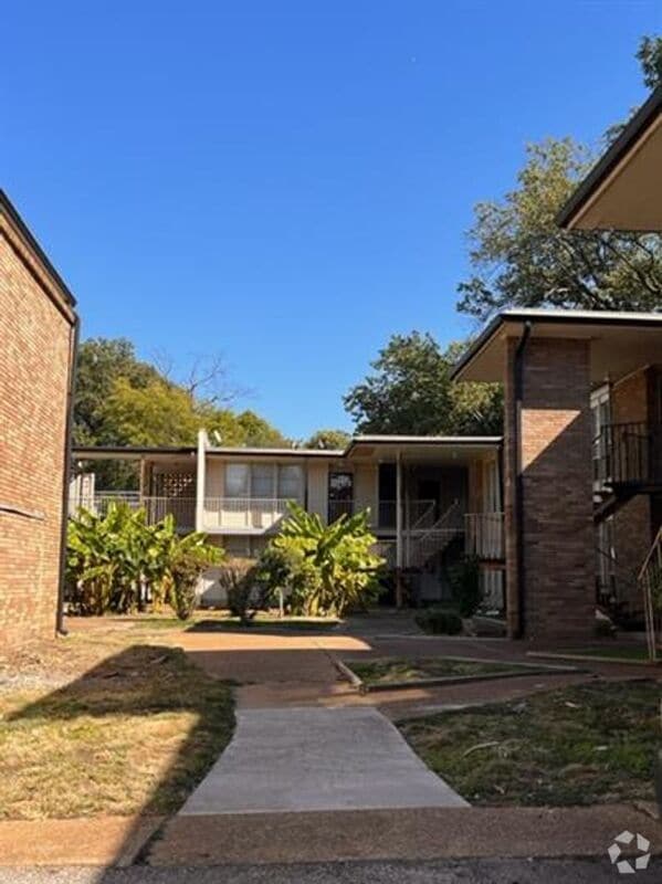Building Photo - 151 N Belvedere Blvd