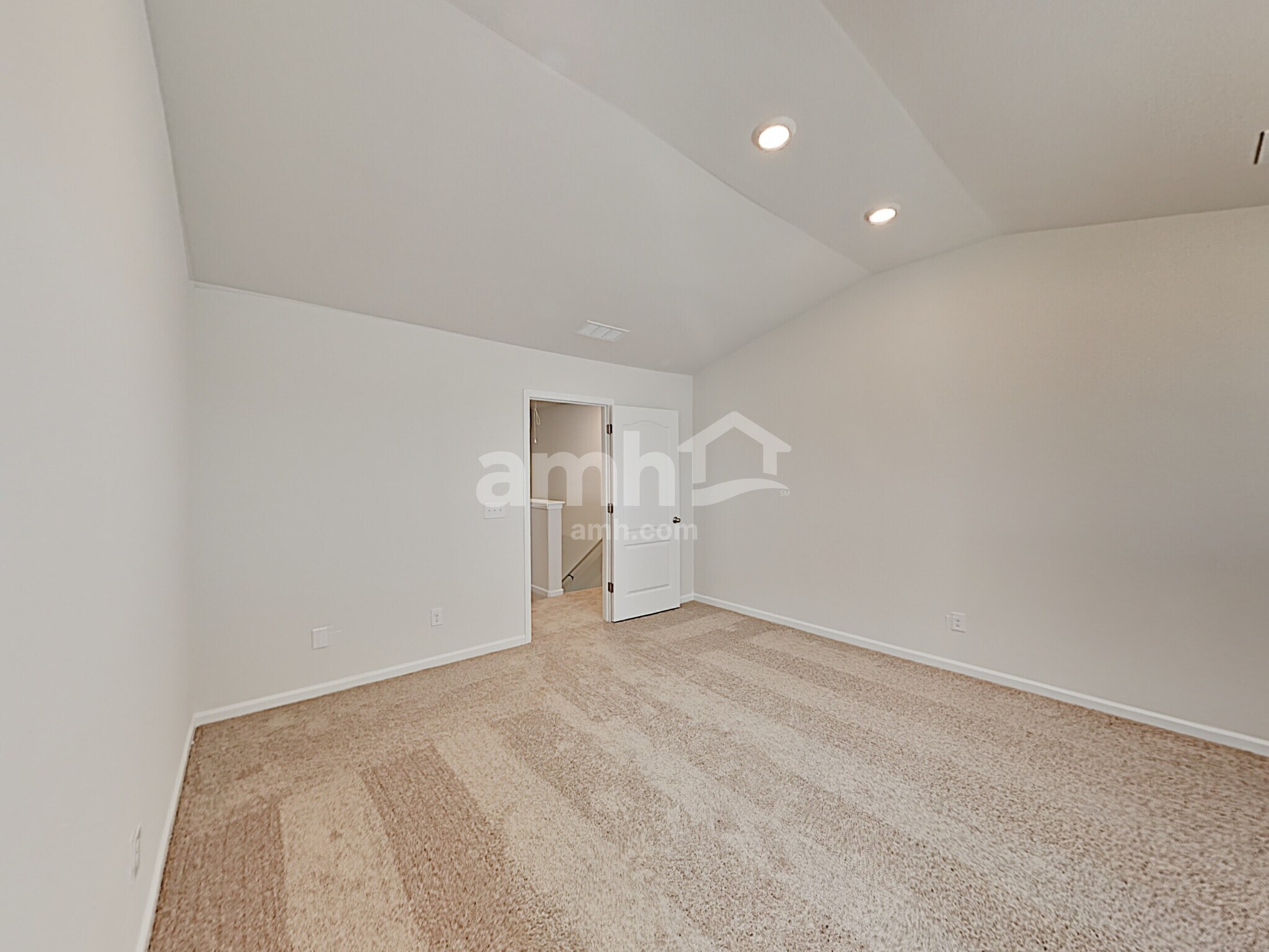 Building Photo - 3026 Wingadee Dr
