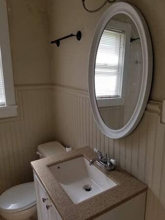 Building Photo - 7 Mindoro Cir